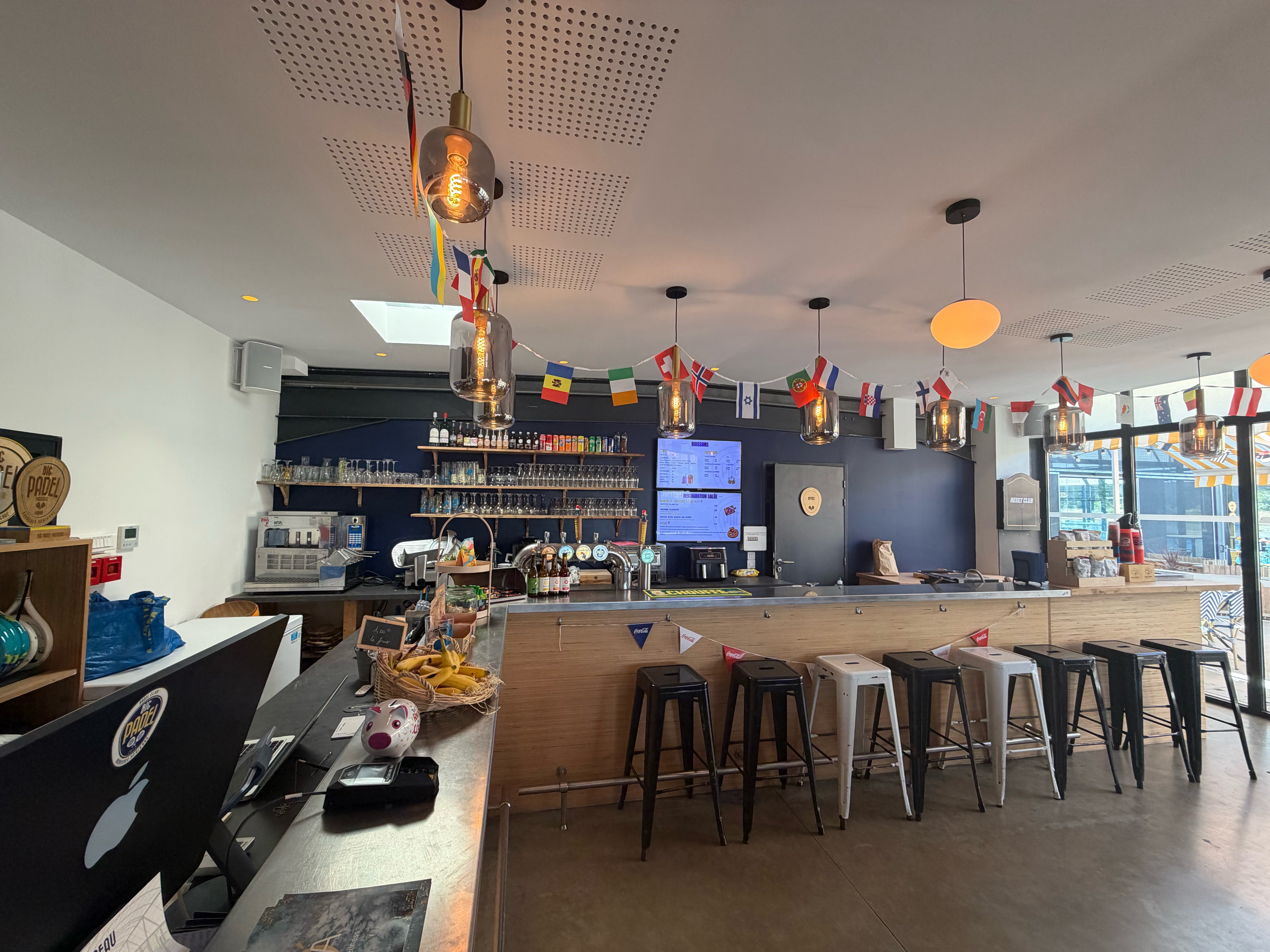 Le Bar & Snacking